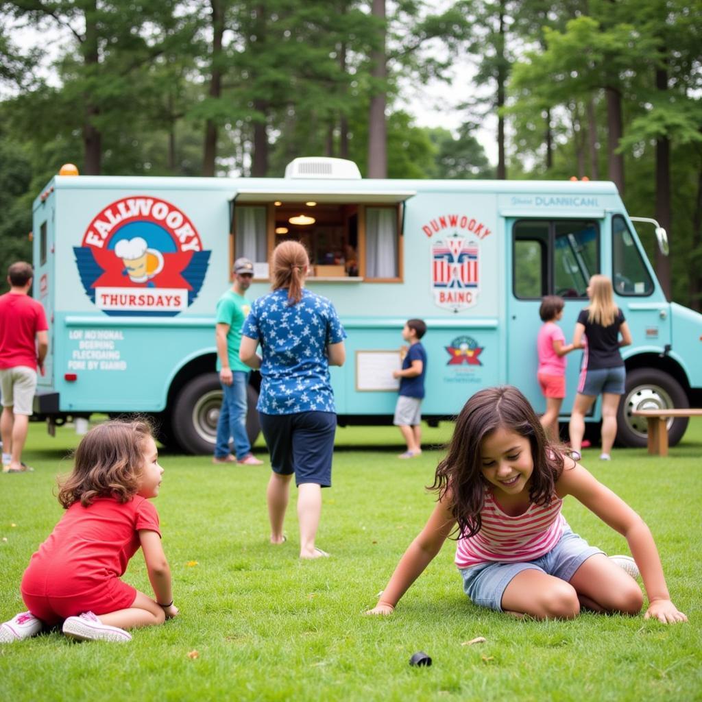 Families Enjoying Dunwoody Food Truck Thursdays