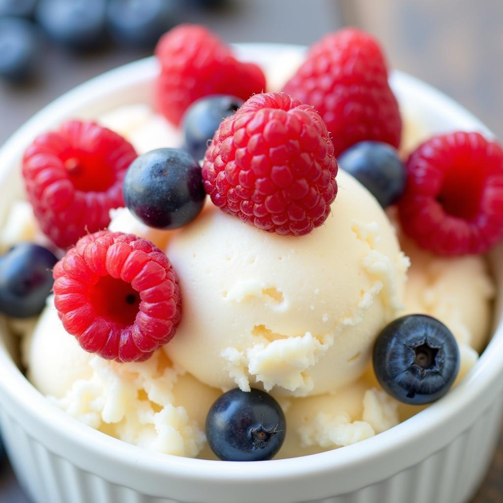 Sugar-Free Ice Cream with Berries