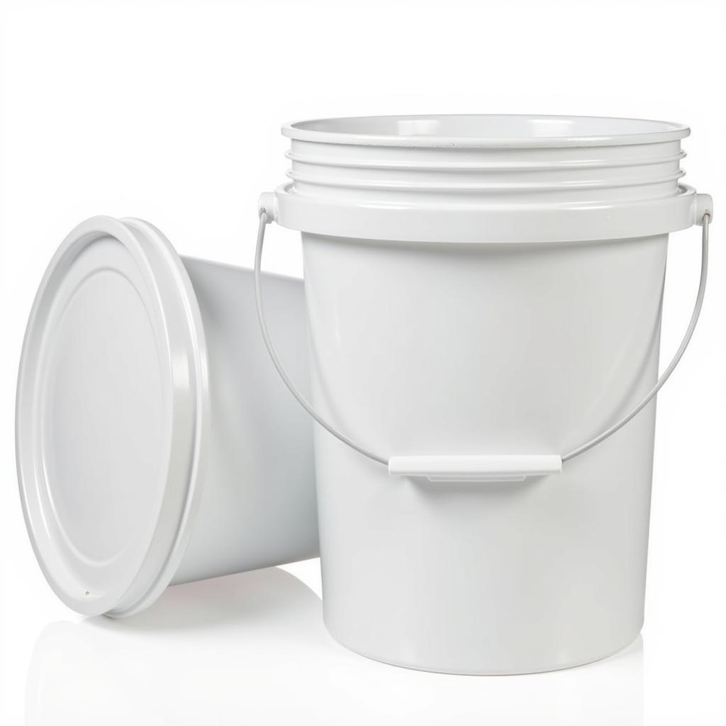 Different lid options for 5 gallon food safe buckets, including snap-on and gamma seal lids.